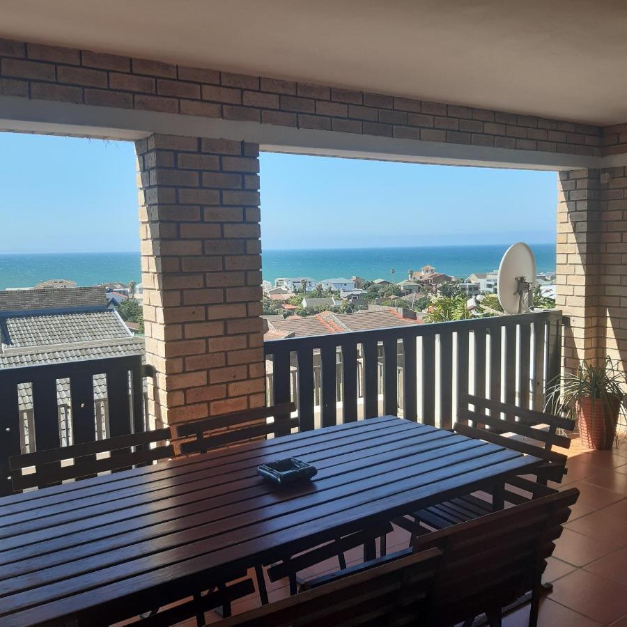 Ocean View Guest House Jeffreys Bay Exterior photo