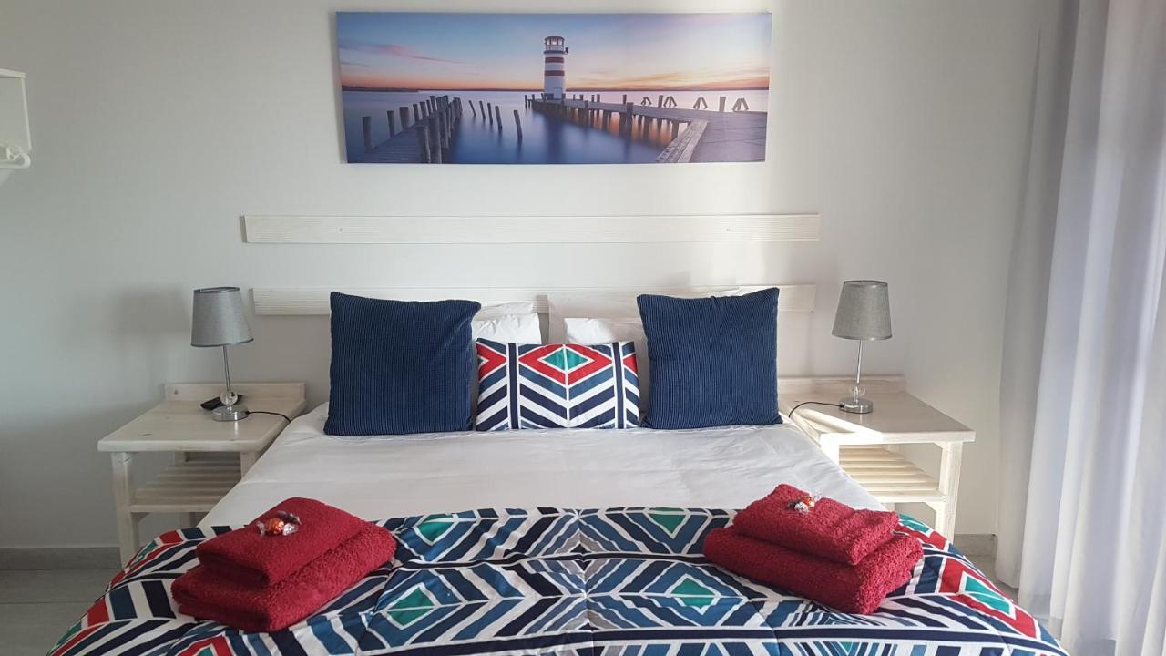 Ocean View Guest House Jeffreys Bay Exterior photo